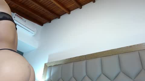 SIENA STONE online show from January 17, 7:49 pm