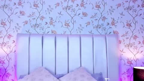 Camila Vargas online show from February 28, 11:14 am