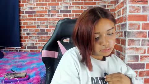 sienna_lux01 online show from March 10, 1:31 am