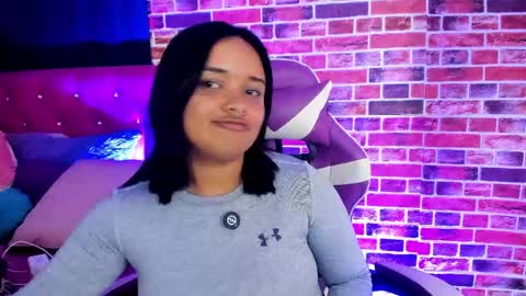 sienna_lux01 online show from April 16, 2:34 am