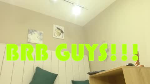 Snapshot of sienna_valexx chatting on September 19, 3:00 pm Sienna online show from September 19, 3:00 pm