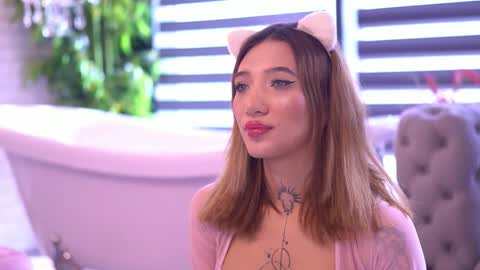 Sienna online show from September 29, 7:35 am