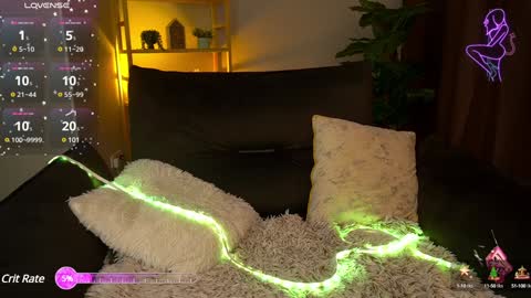 Snapshot of sierra_playa chatting on December 19, 4:56 am Siera online show from December 19, 4:56 am