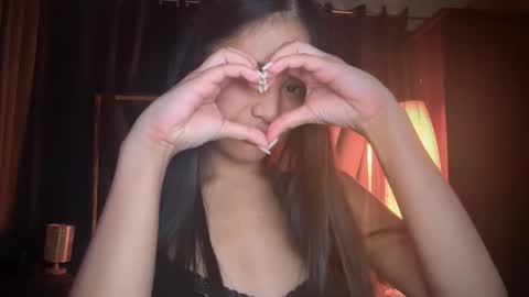 Belle online show from March 3, 6:25 pm