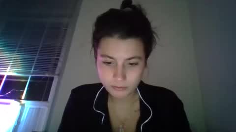 sierranovaa online show from March 27, 3:30 am