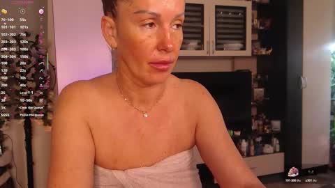silenaa_sloussen online show from September 11, 4:46 am