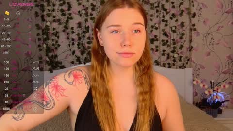 Chloe online show from December 3, 8:36 am