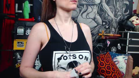 Snapshot of silentmary chatting on January 18, 6:43 pm Allmylinkssilentmary666 online show from January 18, 6:43 pm