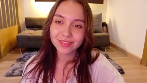 Snapshot of silicia_lu chatting on October 27, 10:22 am You fav Miss Si online show from October 27, 10:22 am