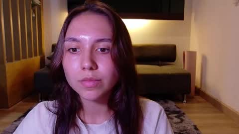 Snapshot of silicia_lu chatting on October 25, 8:22 am You fav Miss Si online show from October 25, 8:22 am