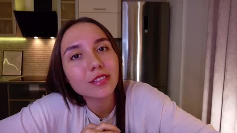 Snapshot of silicia_lu chatting on September 21, 5:44 pm You fav Miss Si online show from September 21, 5:44 pm