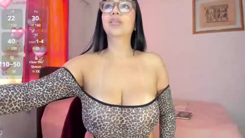 Snapshot of silver__love chatting on December 12, 2:11 pm Silver online show from December 12, 2:11 pm