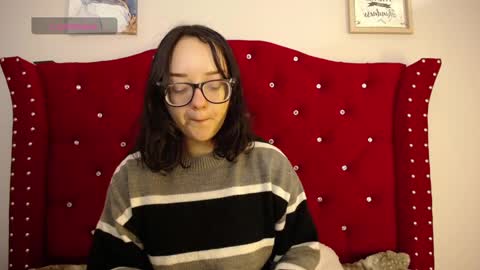 silvia_ls online show from December 18, 10:02 pm