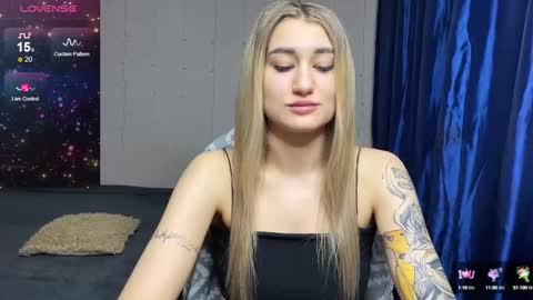 Silvia online show from February 8, 5:39 pm