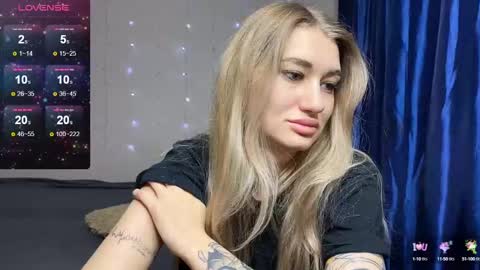 Silvia online show from February 18, 4:27 pm