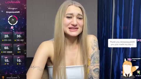 Silvia online show from February 1, 10:55 pm