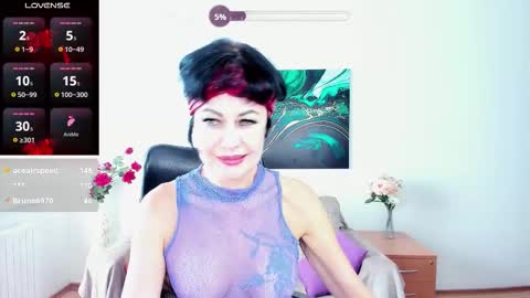 Snapshot of silvia_wallec chatting on October 29, 7:01 am Silvia Wallec online show from October 29, 7:01 am