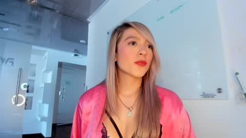 Silvy Layton online show from February 18, 2:38 pm