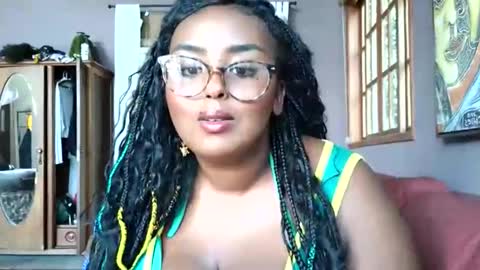 Simin Fox online show from April 3, 5:22 pm