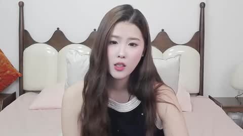 simonastephanie online show from October 26, 4:02 pm