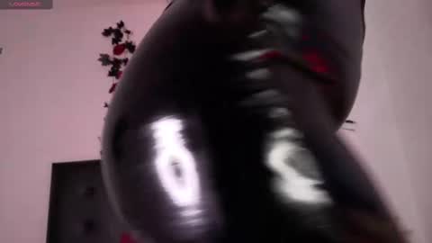 Simone Phill  online show from October 15, 6:21 pm