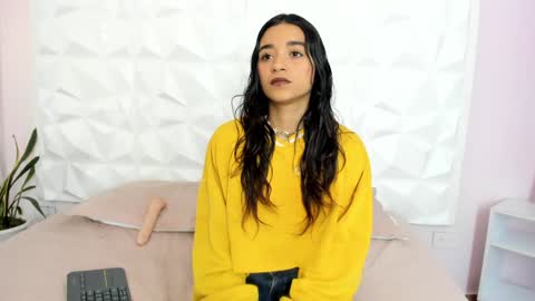 C A M I  L  A online show from December 31, 11:20 am