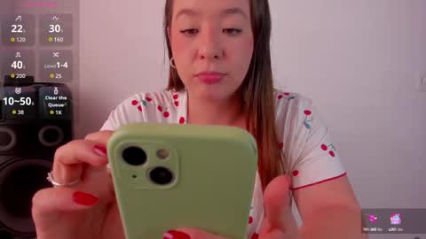 zoe online show from October 2, 3:50 pm