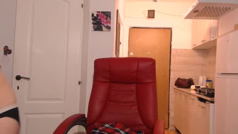 simyhvn online show from February 3, 5:27 am