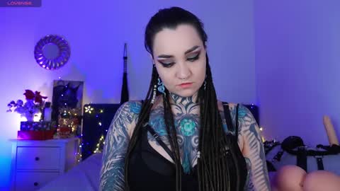 Ms. Sindel online show from December 26, 11:43 am