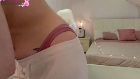 sindell_cryell online show from July 28, 9:03 pm