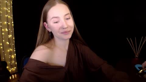 Sindi online show from March 25, 4:10 pm