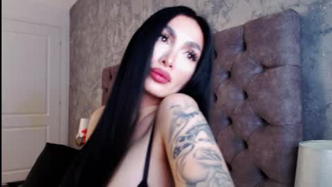 SindyDolly online show from November 21, 7:49 pm