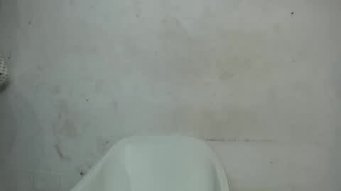 Snapshot of sinfulbicth chatting on October 19, 7:05 pm sinfulbicth online show from October 19, 7:05 pm