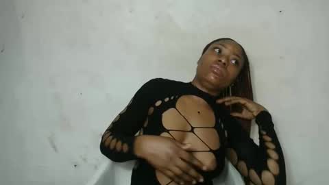 Snapshot of sinfulbicth chatting on September 19, 9:03 pm sinfulbicth online show from September 19, 9:03 pm