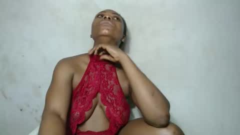 Snapshot of sinfulbicth chatting on October 13, 2:03 am sinfulbicth online show from October 13, 2:03 am