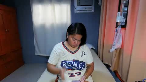 sinfullwife6969 online show from October 13, 1:08 am