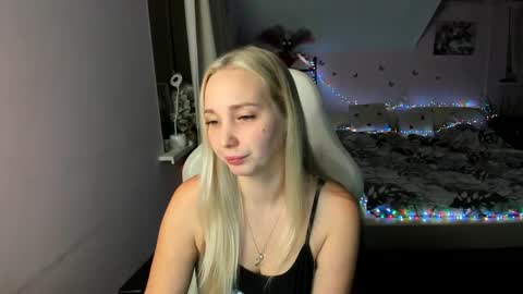 nika online show from December 22, 10:47 pm