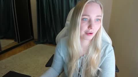 nika online show from February 8, 11:24 pm