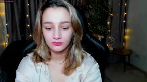 Sinty Noria online show from March 10, 1:12 am