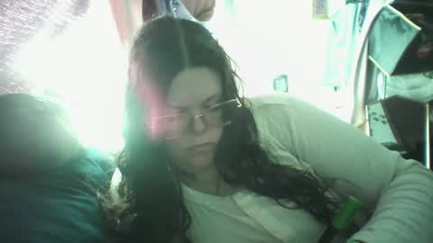 Snapshot of siofra chatting on February 17, 5:01 pm Siofra online show from February 17, 5:01 pm