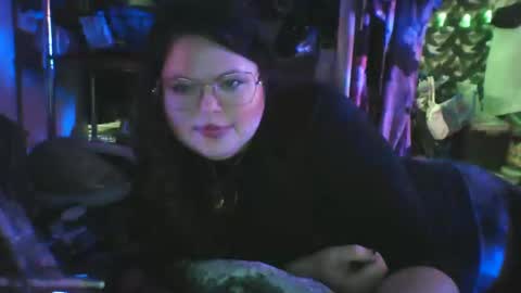 Snapshot of siofra chatting on March 10, 11:38 pm Siofra online show from March 10, 11:38 pm