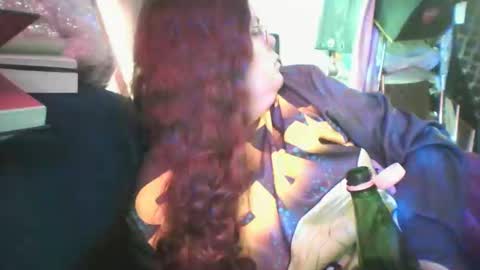 Snapshot of siofra chatting on February 16, 3:38 pm Siofra online show from February 16, 3:38 pm