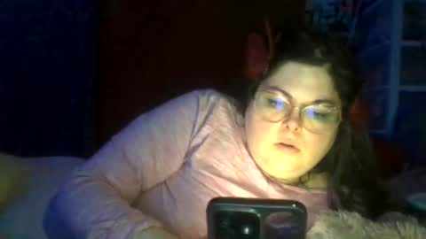 Siofra online show from November 18, 10:05 am