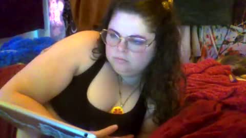 Snapshot of siofra chatting on October 14, 3:25 pm Siofra online show from October 14, 3:25 pm