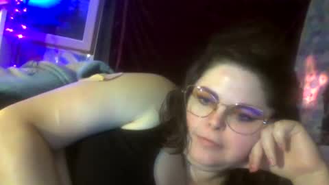 Snapshot of siofra chatting on October 13, 3:14 pm Siofra online show from October 13, 3:14 pm