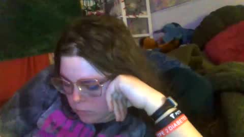 Snapshot of siofra chatting on October 23, 6:03 pm Siofra online show from October 23, 6:03 pm