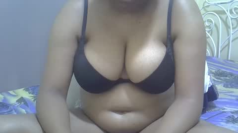 Snapshot of sisibrown97 chatting on October 3, 10:59 pm brown online show from October 3, 10:59 pm