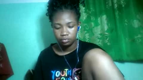 Snapshot of sisih567089 chatting on October 25, 7:27 am sisih567089 online show from October 25, 7:27 am