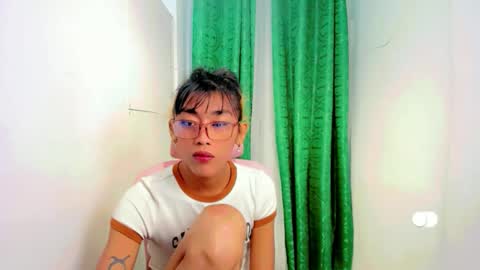 Snapshot of sizka_ford chatting on September 19, 5:50 am Sizka online show from September 19, 5:50 am