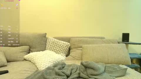 sizzlemewet online show from January 11, 7:49 am